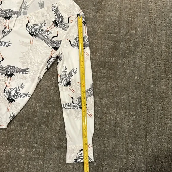 Ann Taylor Factory Flying Cranes V-neck Long-Sleeve Blouse, Size LP - Picture 7 of 10